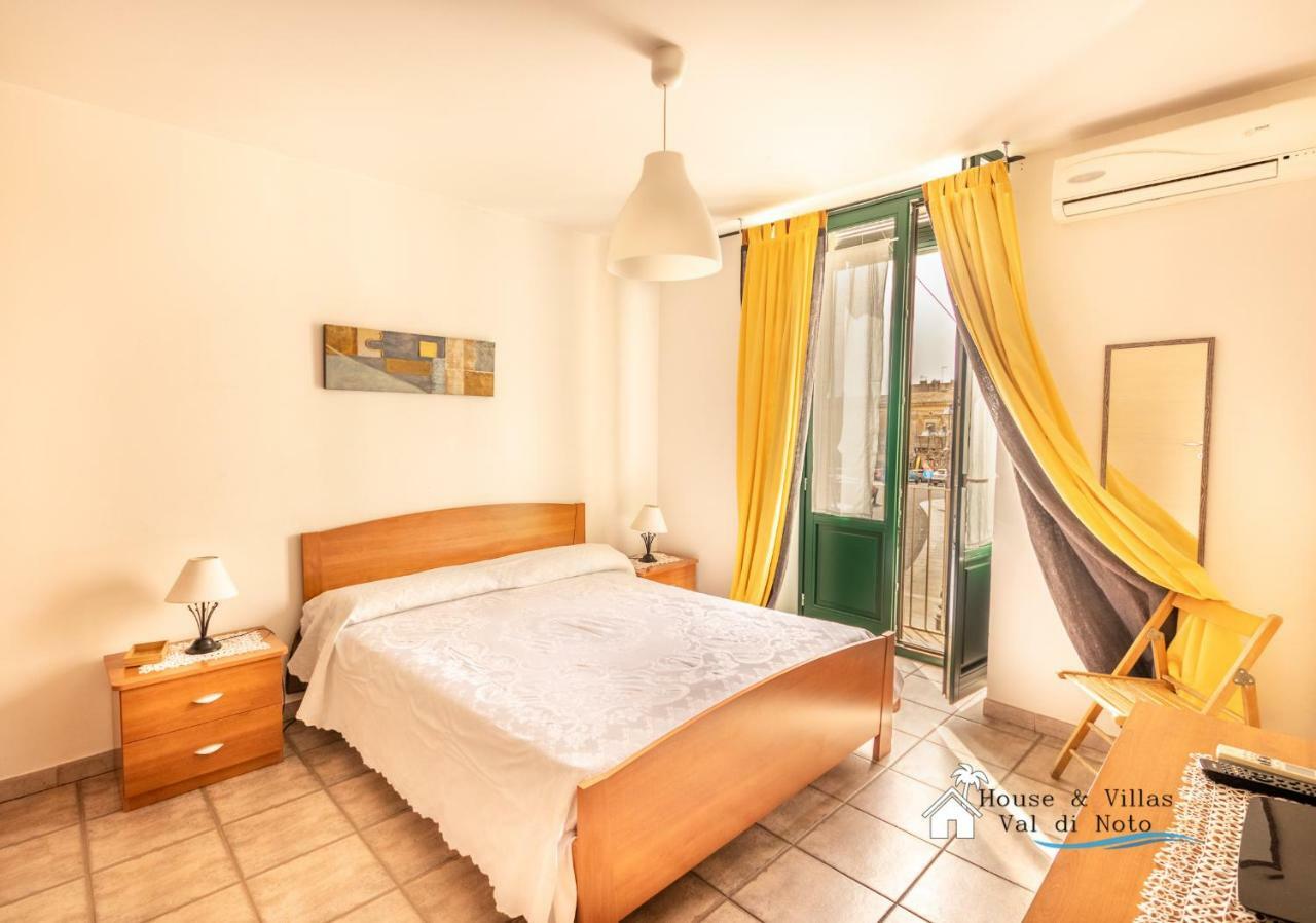 Akrai Hotel Palazzolo Acreide Kültér fotó